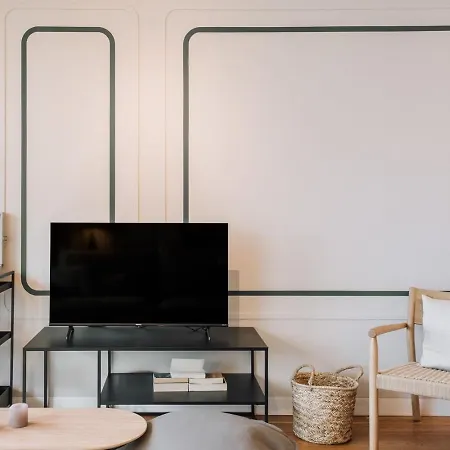 Apartment Berlengas - 2 Bedroom And Parking In Arroios Lisbon