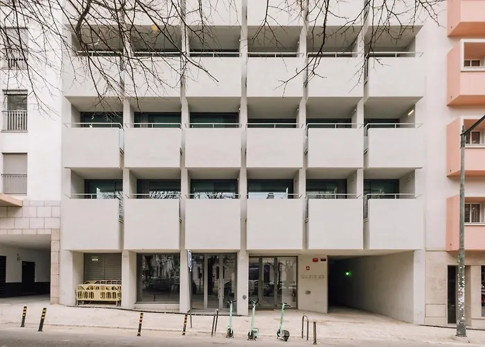 Berlengas - 2 Bedroom And Parking In Arroios